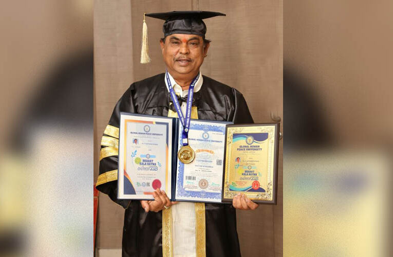 Manikyam Pulla Chantiyya felicitated with Bharat Kala Ratna Award & Honorary Doctorate