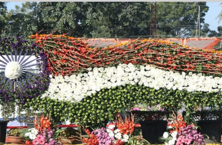 अमृता देवी पर्यावरण नागरिक संस्थान ने भीलवाड़ा के चित्रकूट धाम में आयोजित की पुष्प प्रदर्शनी