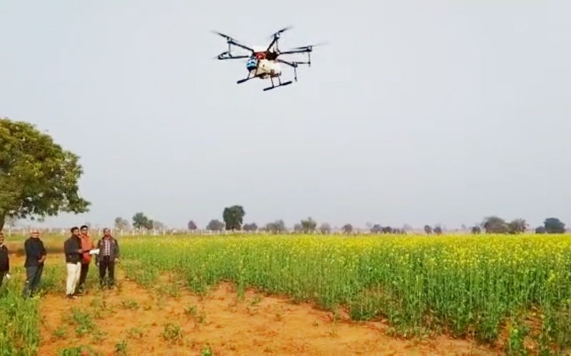 Haryana government will give training to farmers and gardeners in flying drones