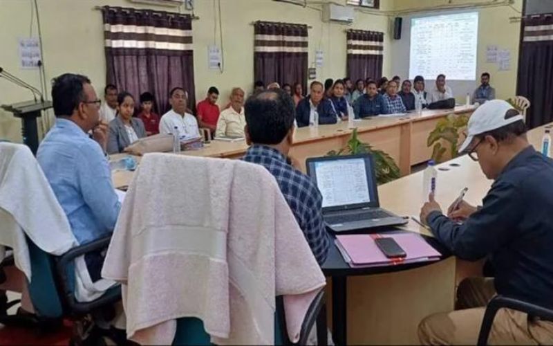 A meeting of farmers and scientists of Krishi Vigyan Kendra was organized under the chairmanship of Collector Dr. Rahul Fating in Barwani district of Madhya Pradesh.