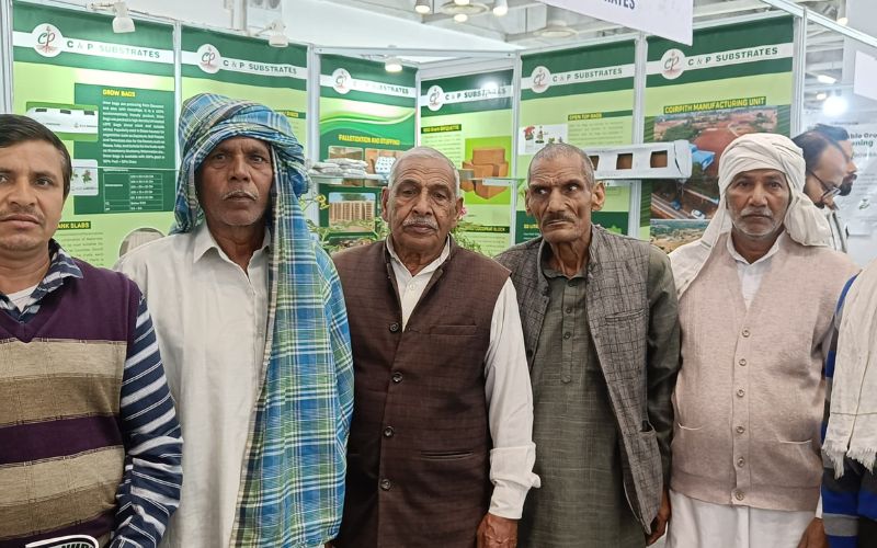 Crowd of farmers and agricultural experts gathered at INA's Horti Expo