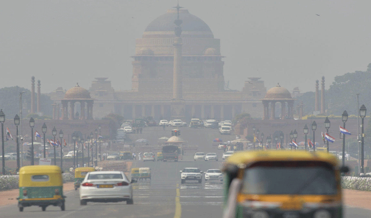 Delhi’s transport pollution to drop 50% in two years: Gadkari