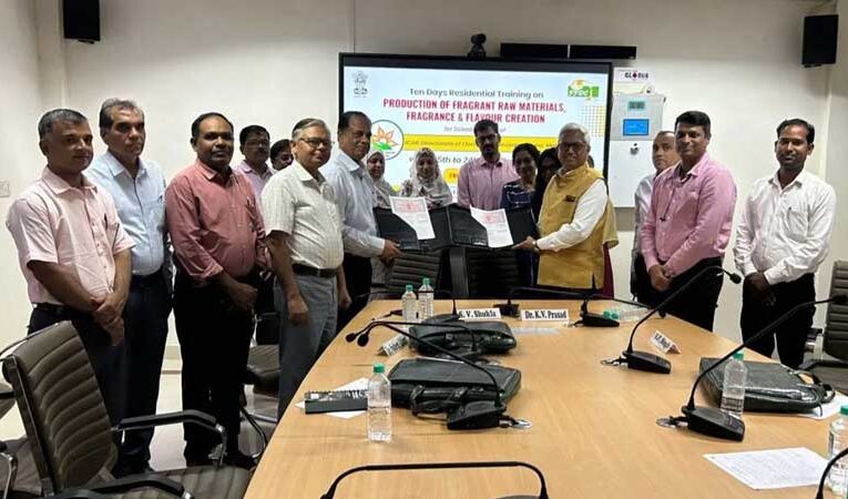 ICAR-DFR and FFDC join hands to develop fragrance research and flower products