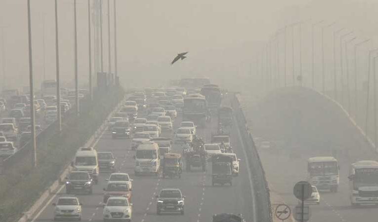 Delhi’s air quality crosses dangerous levels, affecting residents’ health