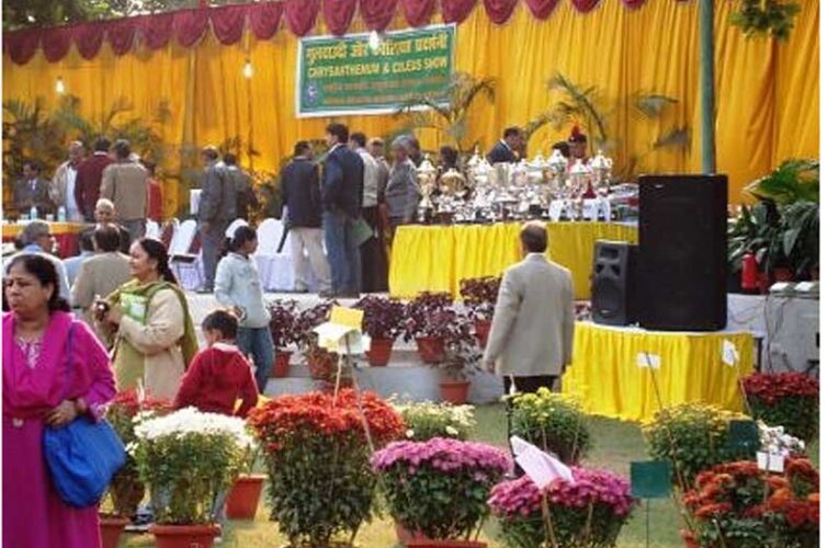 Nature lovers turn to NBRI’s floral extravaganza