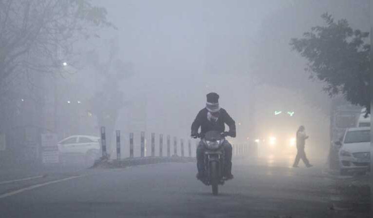 Delhi’s air quality drops to ‘very poor’