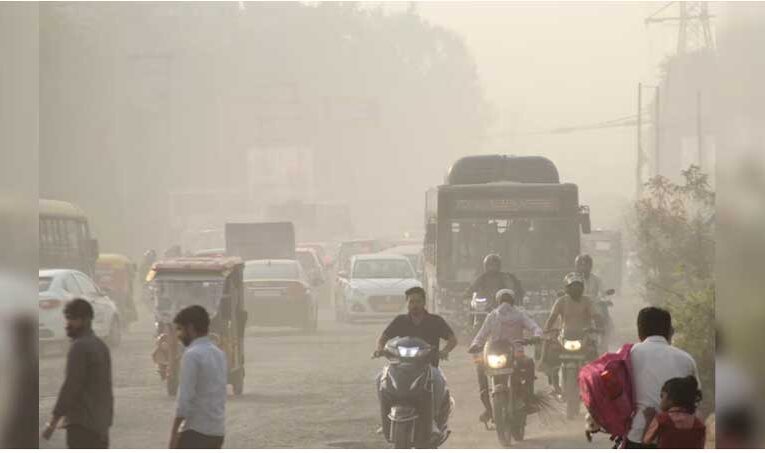 Delhi’s air quality worsens, despite dip in stubble burning