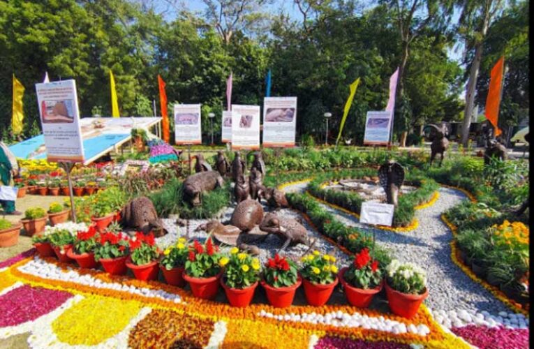 Governor unveils annual horticulture festival in Lucknow